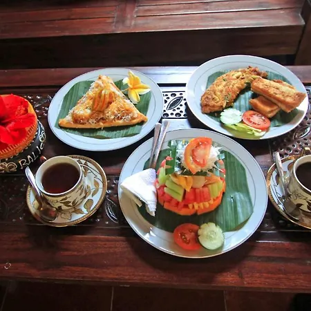 Praety Home Stay Ubud  Exterior photo