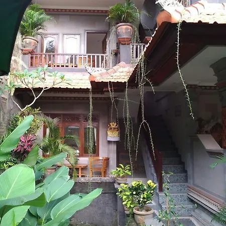 Praety Home Stay Ubud  Exterior photo