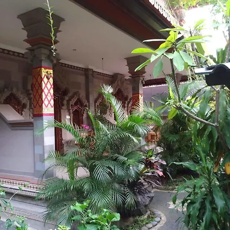 Praety Home Stay Ubud  Exterior photo